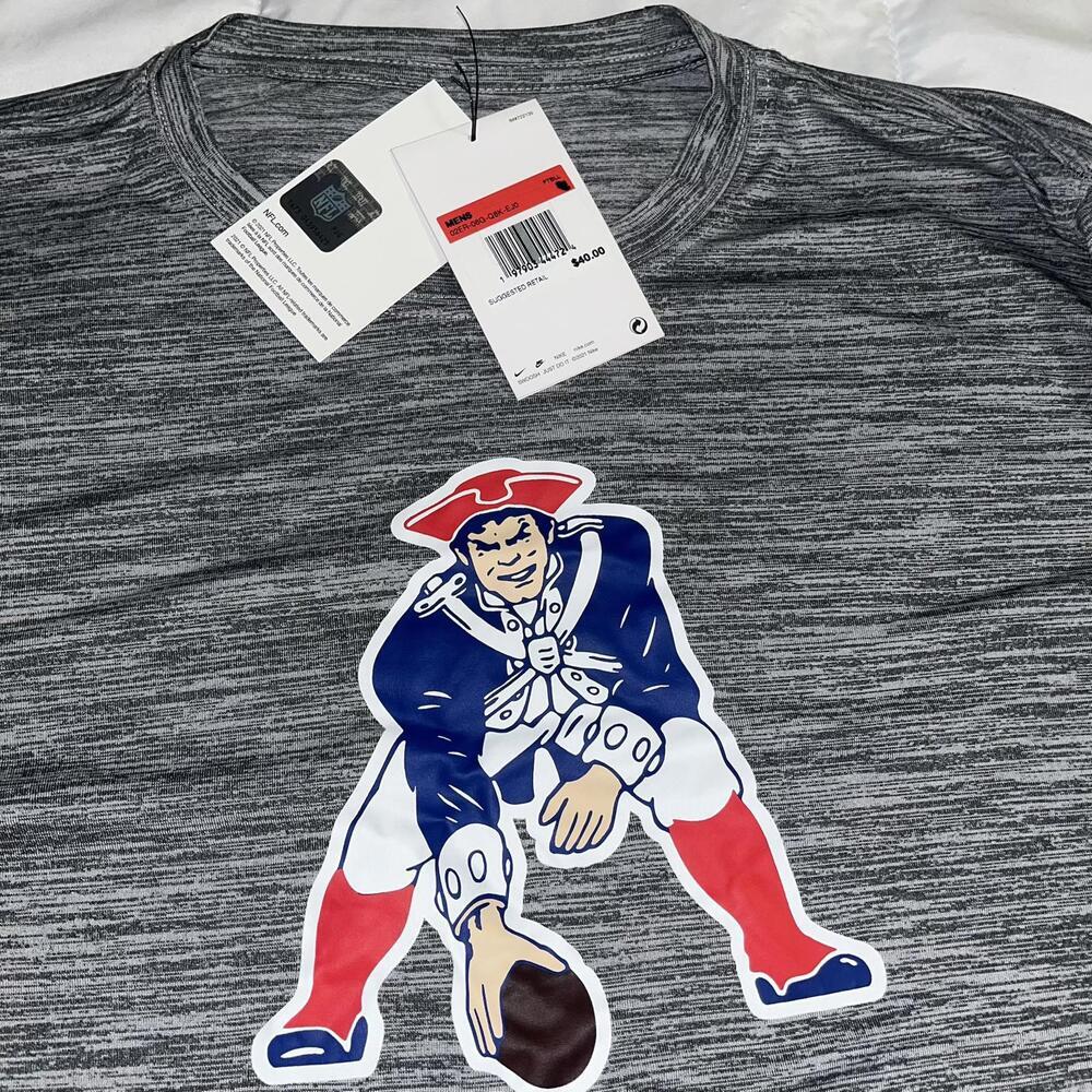 New Nike New England Patriots Throwback 1960s Heathered NFL T-Shirt Men’s Medium - Picture 7 of 9